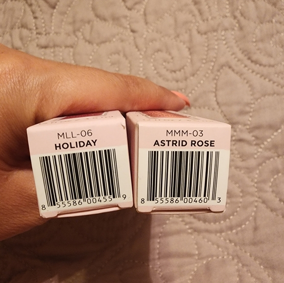 Doll face matte lip color NIB - Picture 3 of 3